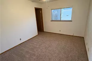 13925 Burning Tree Dr, Victorville, CA 92395 - Photo 15