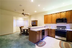 27381 Cottonwood Ln, Lake Arrowhead, CA 92317 - Photo 13