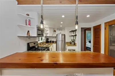 27828 Rainbow Drive, Lake Arrowhead, CA 92352 - Photo 13