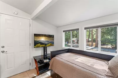 2557 Whispering Pines Drive, Running Springs, CA 92382 - Photo 13