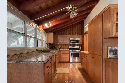 23696 Manzanita Drive, Crestline, CA 92325 - Photo 11