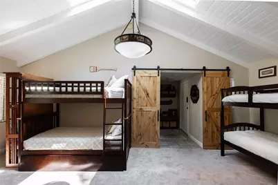 27844 Greenway Drive, Lake Arrowhead, CA 92352 - Photo 21