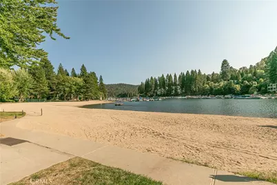 27657 Peninsula Drive #131, Lake Arrowhead, CA 92352 - Photo 27