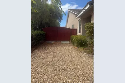 42307 Wild Mustang Road, Murrieta, CA 92562 - Photo 3