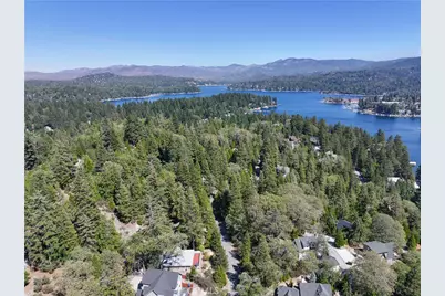 27486 Oakwood, Lake Arrowhead, CA 92352 - Photo 19