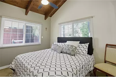 27486 Oakwood, Lake Arrowhead, CA 92352 - Photo 43