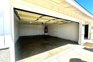 10918 Maya St, Adelanto, CA 92301 - Photo 17