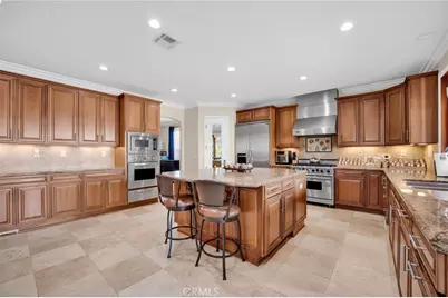 30420 Longhorn, Canyon Lake, CA 92587 - Photo 11