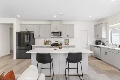 7728 Caroline Court, Highgrove, CA 92507 - Photo 11