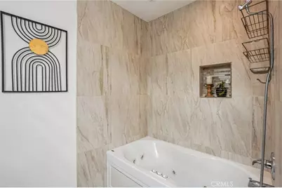 8400 De Longpre Ave #314, West Hollywood, CA 90069 - Photo 15