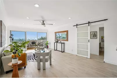 8400 De Longpre Ave #314, West Hollywood, CA 90069 - Photo 7