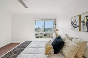 8400 De Longpre Ave, West Hollywood, CA 90069 - Photo 25