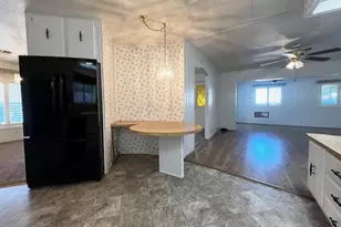 3850 Atlantic Ave, Highland, CA 92346 - Photo 11