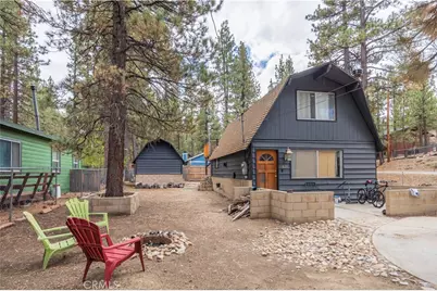 828 W Sherwood Boulevard, Big Bear City, CA 92314 - Photo 13