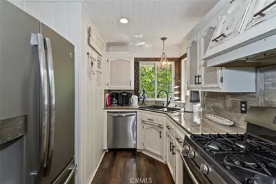 533 Sunderland, Lake Arrowhead, CA 92352 - Photo 19