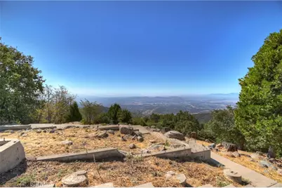 1180 Saturn Way, Crestline, CA 92325 - Photo 17