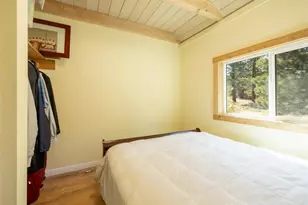 39961 Lakeview Dr, Big Bear Lake, CA 92315 - Photo 23