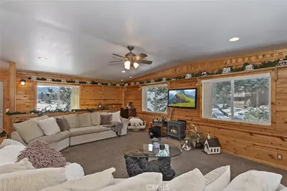 1004 White Mountain Drive, Big Bear City, CA 92314 - Photo 5