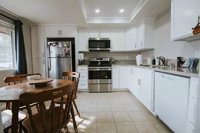 1554 Border Avenue #G, Corona, CA 92882 - Photo 5