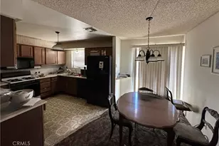 20489 Wren, Apple Valley, CA 92308 - Photo 3