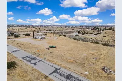 9770 Verbena, Oak Hills, CA 92344 - Photo 7