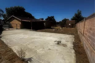 41376 Torrey Pine Ct, Hemet, CA 92544 - Photo 17