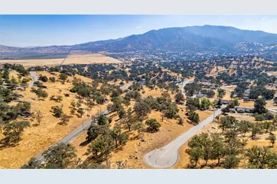 18750 Alameda Pl, Bear Valley Springs, CA 93561 - Photo 9