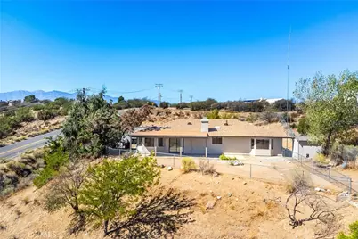 8121 Anaconda Avenue, Oak Hills, CA 92344 - Photo 53