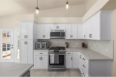 51540 Eisenhower Drive, La Quinta, CA 92253 - Photo 17