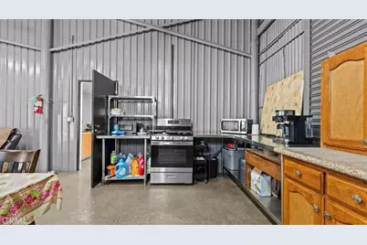 1790 Industrial Way, Los Angeles, CA 90023 - Photo 13