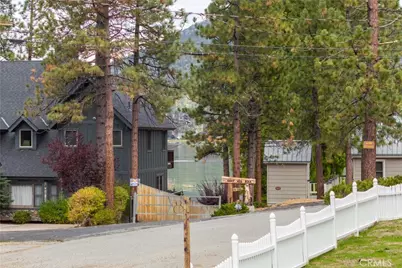 195 Elgin Boulevard, Big Bear Lake, CA 92315 - Photo 47