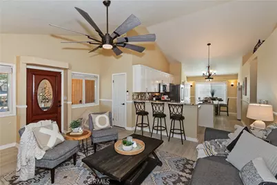 142 Leonard, Sugarloaf, CA 92386 - Photo 7