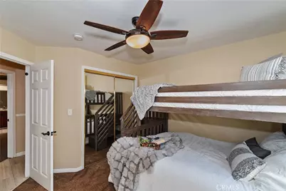 142 Leonard, Sugarloaf, CA 92386 - Photo 19