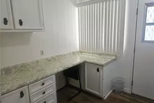 626 N Dearborn Street, Redlands, CA 92374 - Photo 11