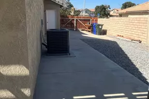 13073 13073 Snowview, Victorville, CA 92392 - Photo 23