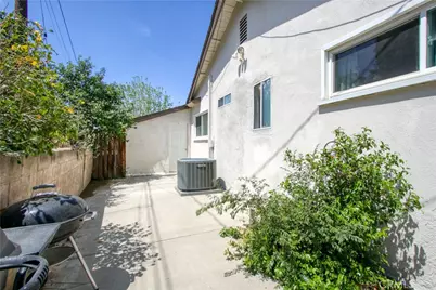 11947 Vivienda Court, Grand Terrace, CA 92313 - Photo 41