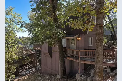 1226 Bridal Path, Rimforest, CA 92378 - Photo 15