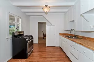 23581 Lake Dr, Crestline, CA 92325 - Photo 9