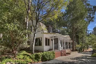 23581 Lake Dr, Crestline, CA 92325 - Photo 3