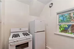 23581 Lake Dr, Crestline, CA 92325 - Photo 41