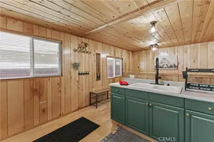 317 Moreno, Sugarloaf, CA 92386 - Photo 7