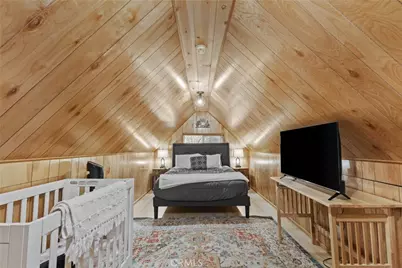 317 Moreno, Sugarloaf, CA 92386 - Photo 23