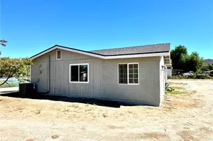 31665 Meadow Blossom, Nuevo, CA 92567 - Photo 9
