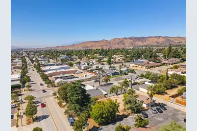 35222 Yucaipa Boulevard, Yucaipa, CA 92399 - Photo 11