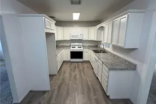 12035 3rd St, Yucaipa, CA 92399 - Photo 9