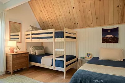 385 Birchwood Drive, Lake Arrowhead, CA 92352 - Photo 15