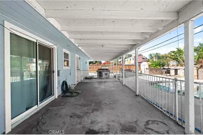 8989 Pembroke Avenue, Riverside, CA 92503 - Photo 23