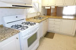 12220 5th St, Yucaipa, CA 92399 - Photo 17