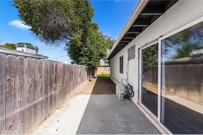 2121 Down St, Riverside, CA 92507 - Photo 21