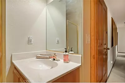 404 Darfo, Crestline, CA 92325 - Photo 35